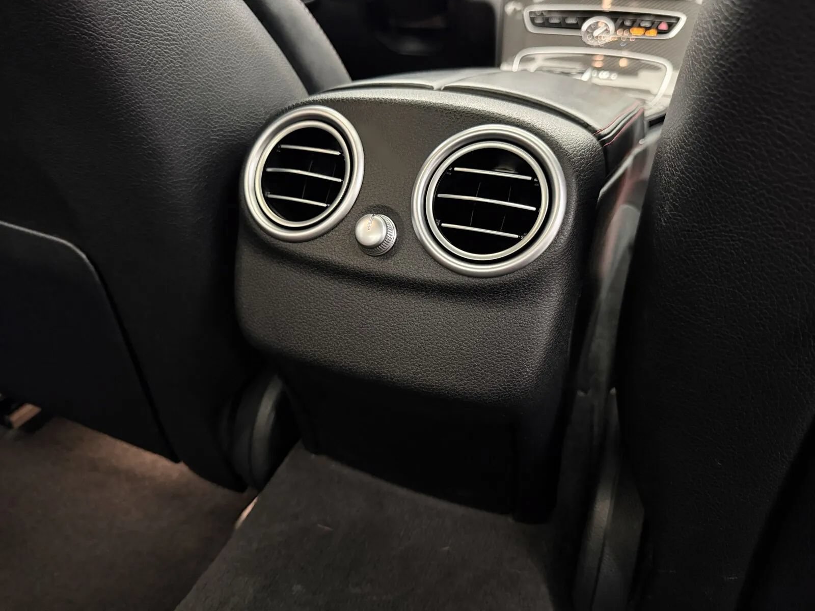 Used 2018 Mercedes-Benz C 63 AMG S image 38