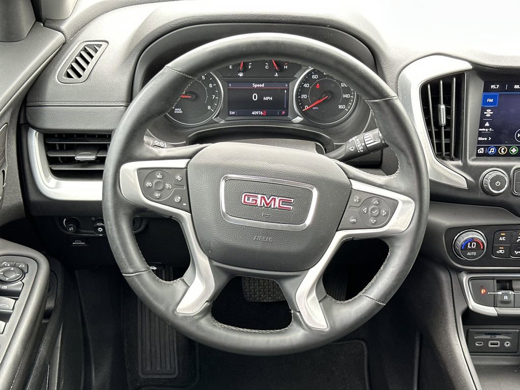 Used 2024 GMC Terrain SLT AWD/4WD image 14