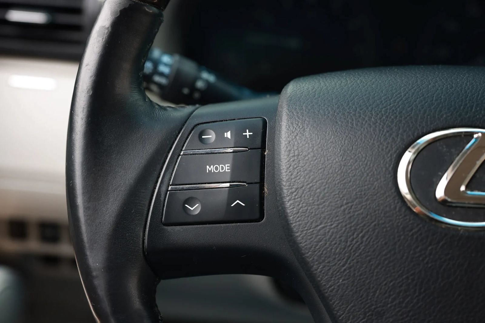 Used 2012 Lexus RX 350 FWD w/ Premium Pkg image 28