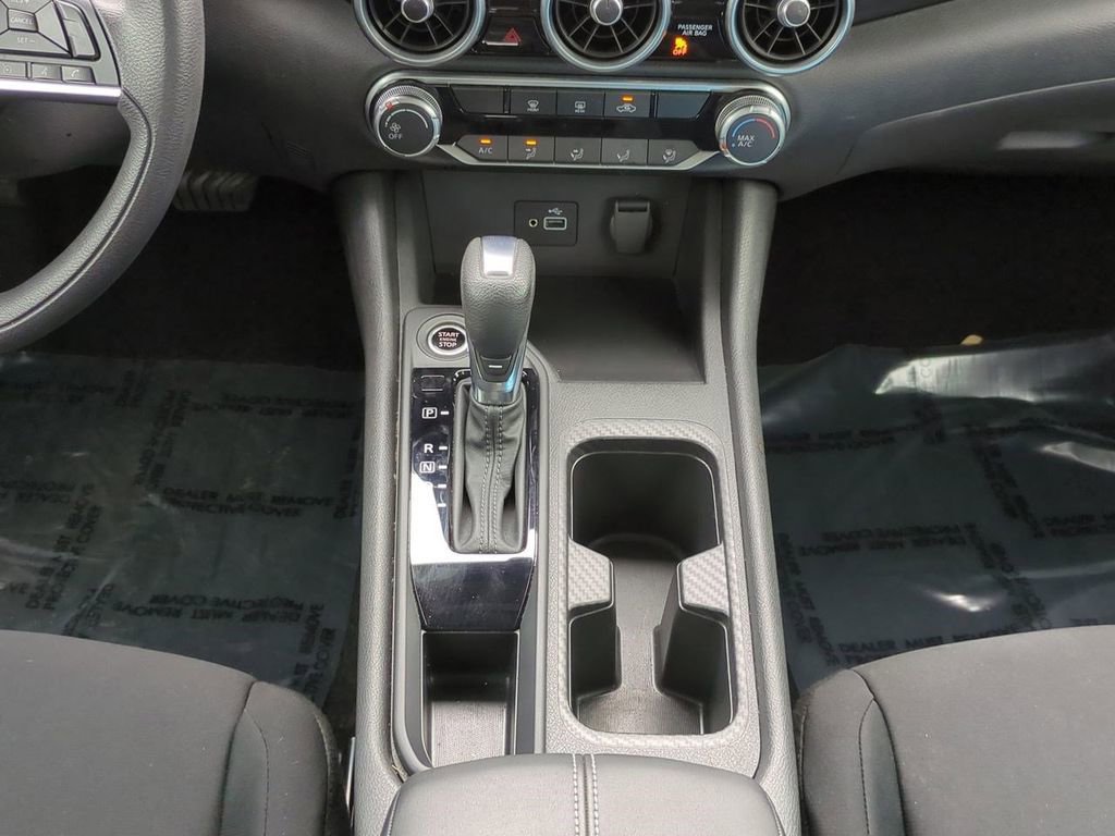 Certified 2022 Nissan Sentra S image 18