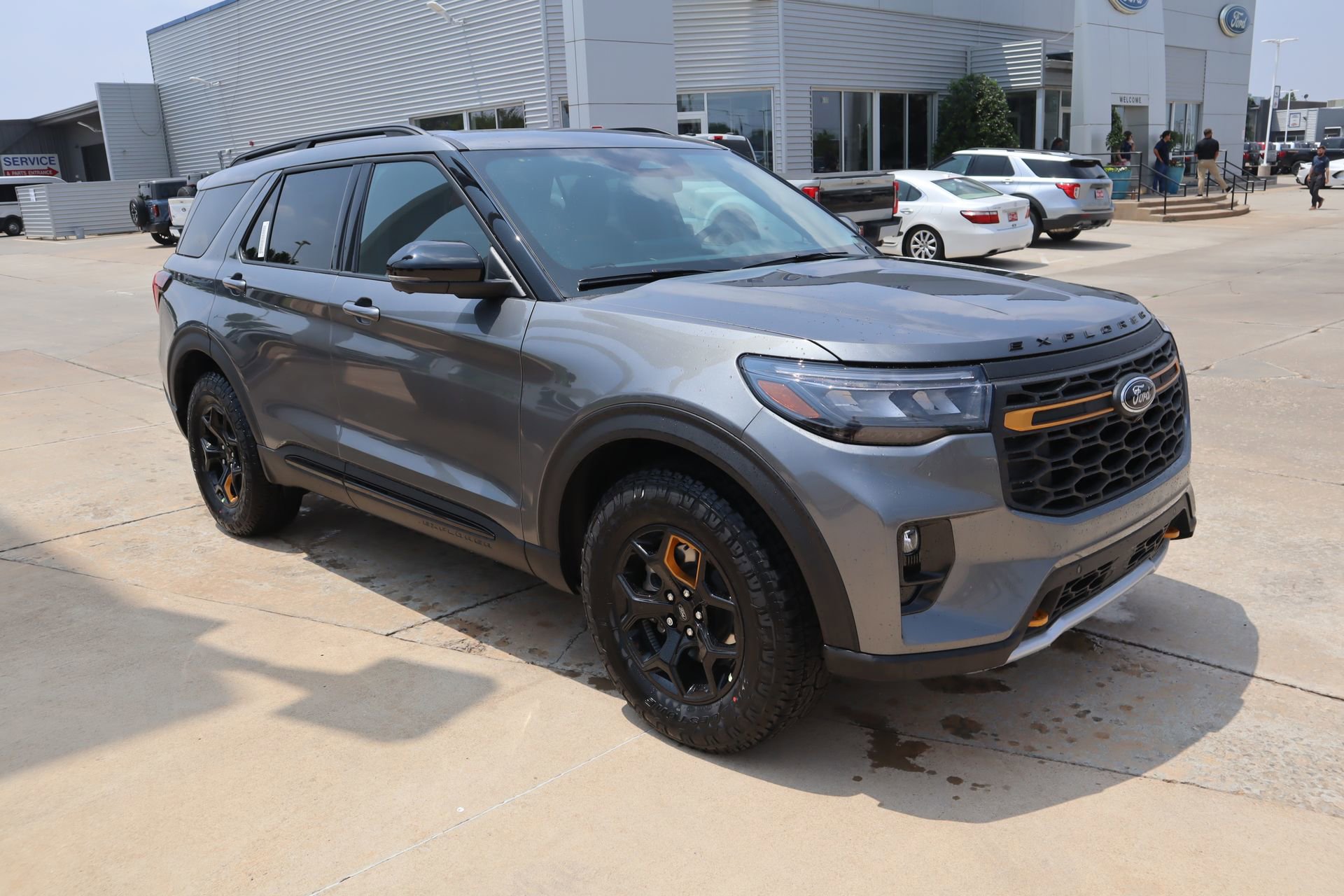 New 2026 Ford Explorer Tremor AWD/4WD 360° Tour