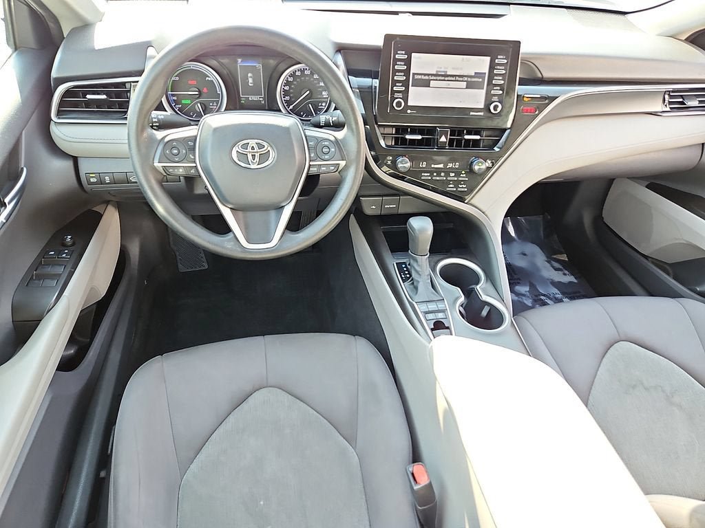 Used 2022 Toyota Camry LE FWD image 11