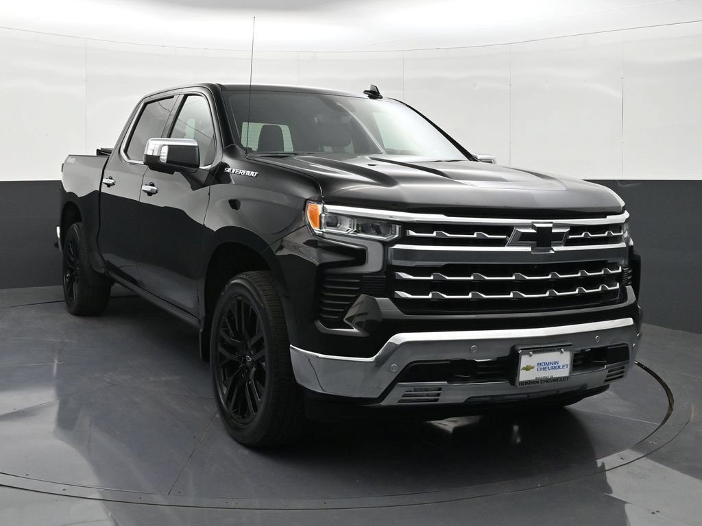 Certified 2022 Chevrolet Silverado 1500 LTZ w/ LTZ Premium Package AWD/4WD image 7