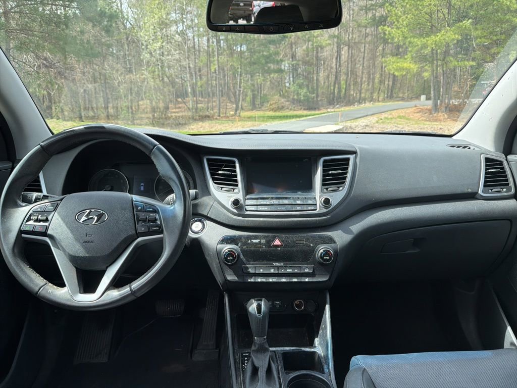 Used 2017 Hyundai Tucson SE Plus image 11