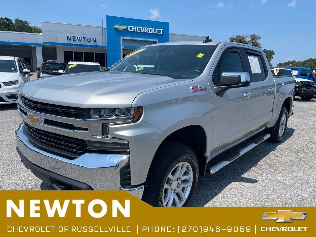 Used 2021 Chevrolet Silverado 1500 LT AWD/4WD image 3