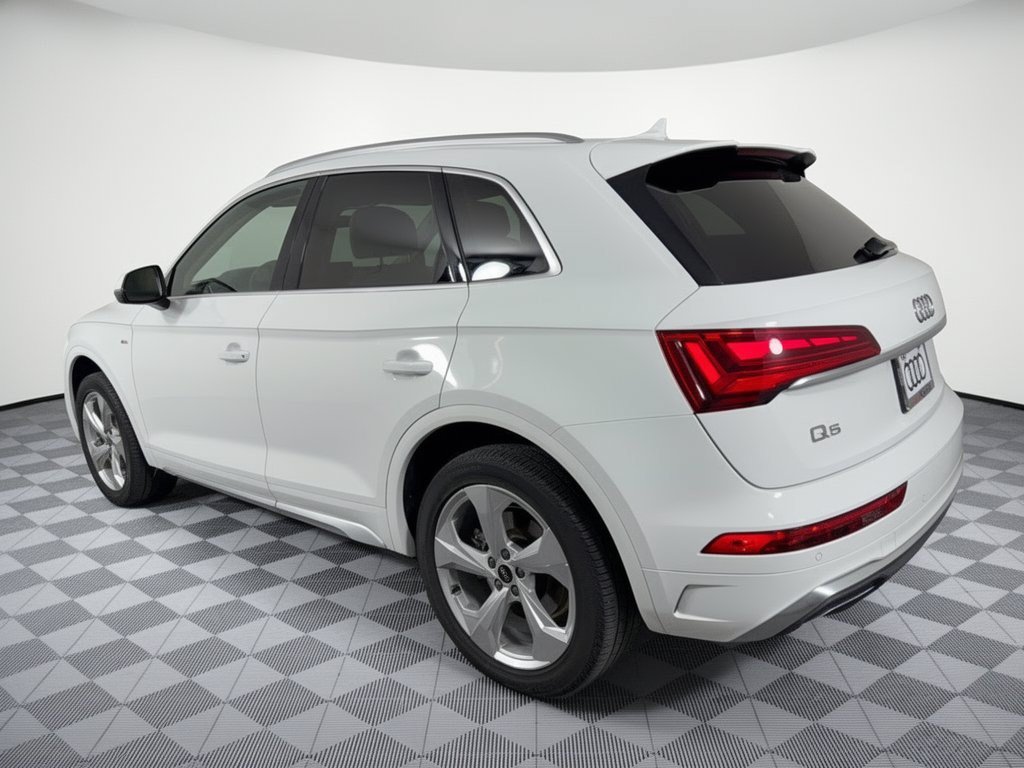 Certified 2023 Audi Q5 2.0T Premium Plus AWD/4WD image 3