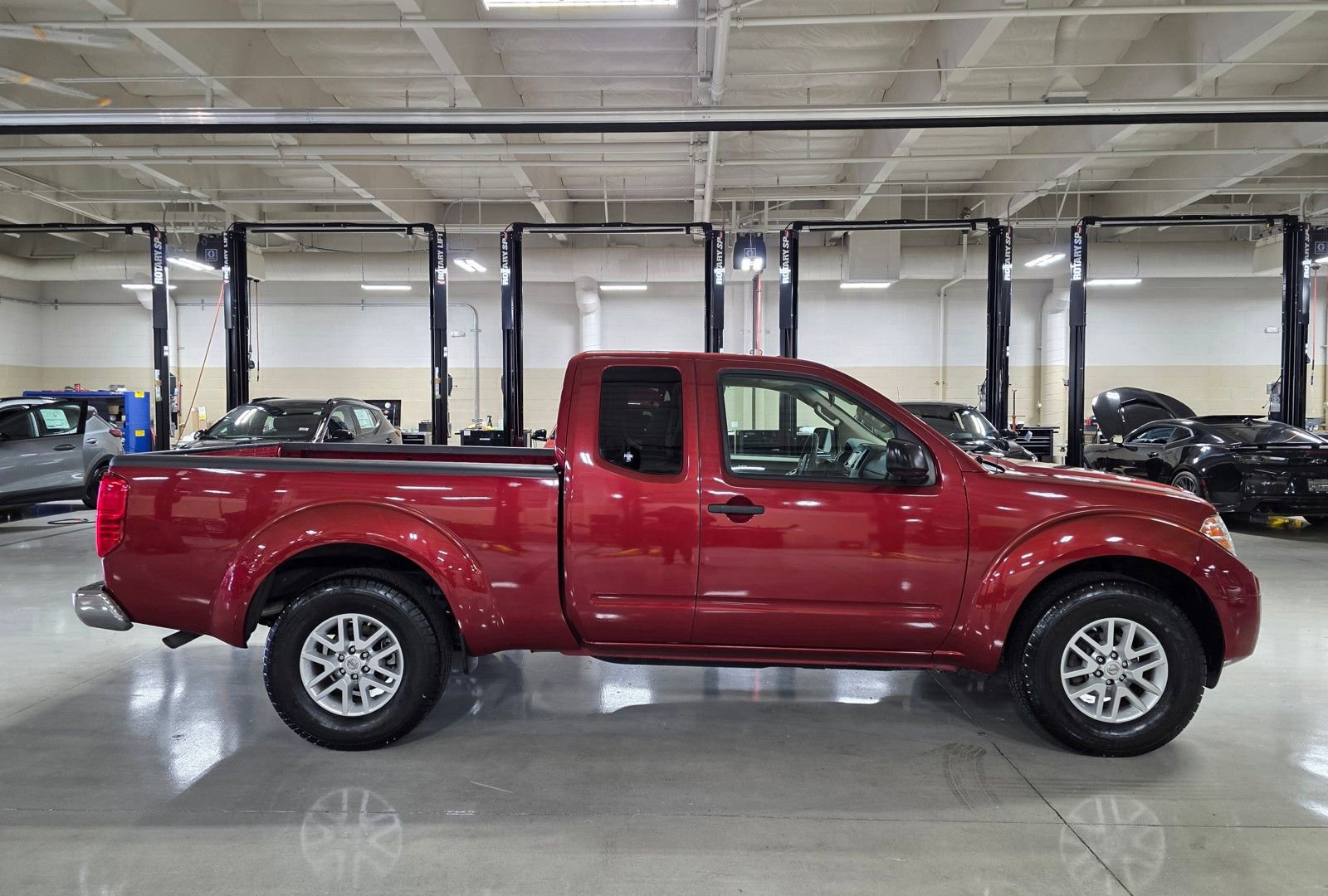 Used 2015 Nissan Frontier SV RWD image 8