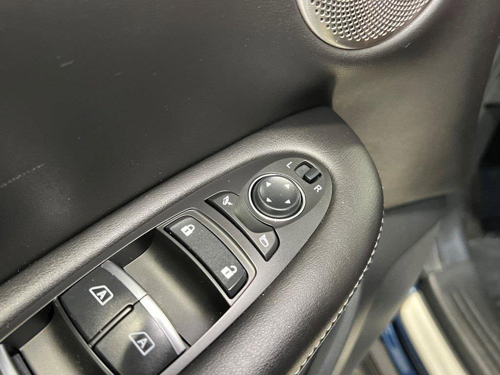 Used 2023 INFINITI QX50 Sport image 32