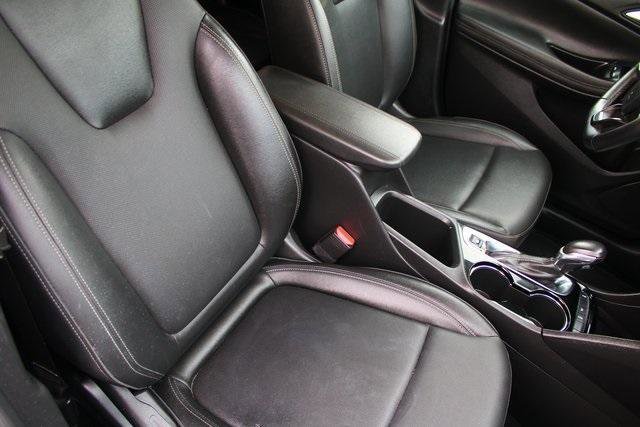 Used 2024 Buick Encore GX Sport Touring image 7