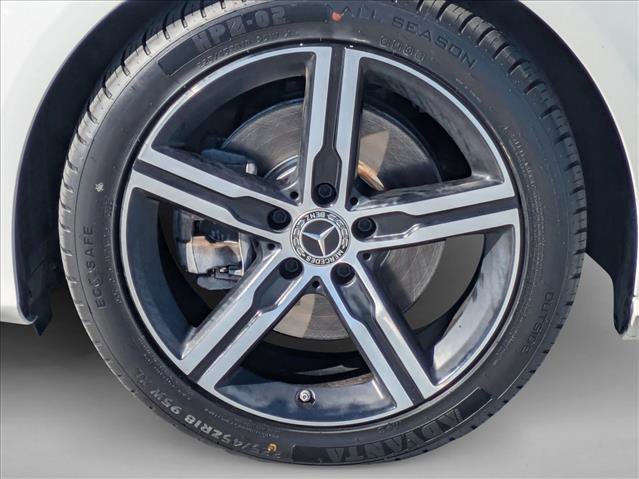 Used 2021 Mercedes-Benz CLA 250 image 25