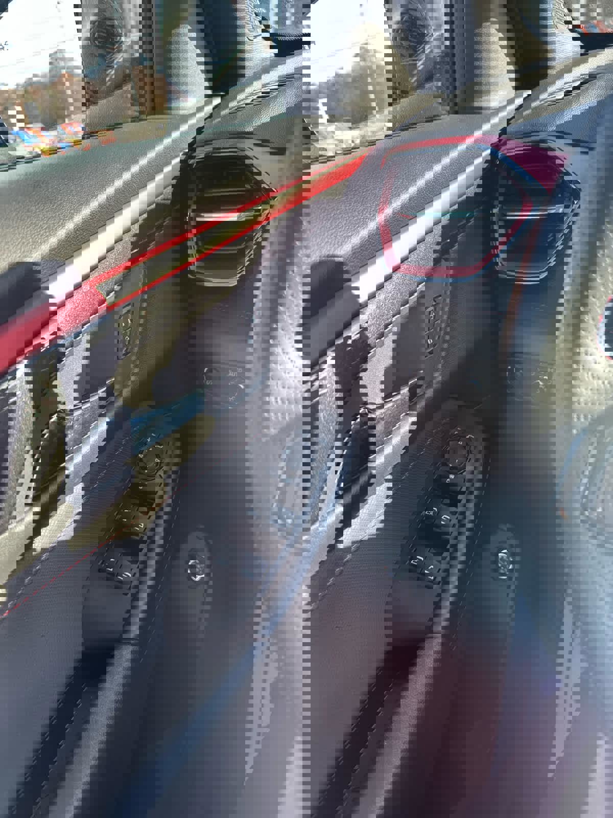 Used 2025 Chevrolet TrailBlazer RS w/ Convenience Package image 17