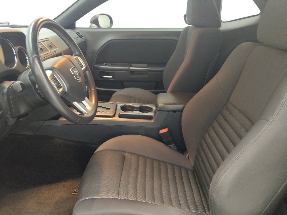 Used 2014 Dodge Challenger SXT w/ Sport Appearance Package RWD image 17