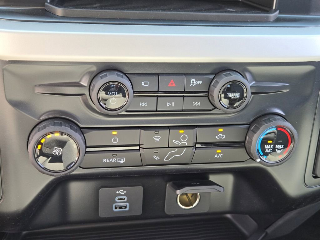 New 2026 Ford F250 XL w/ STX Appearance Package AWD/4WD image 16