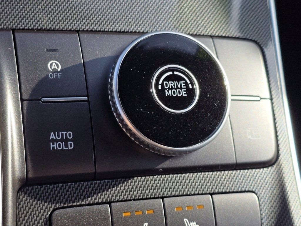 Used 2021 Hyundai Santa Fe SEL w/ Convenience Package image 29