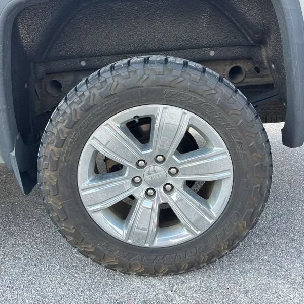Used 2018 GMC Sierra 1500 SLT AWD/4WD image 18
