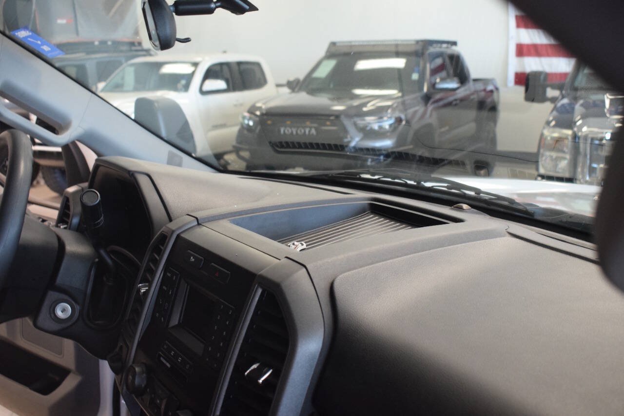 Used 2020 Ford F250 XL w/ Power Equipment Group RWD image 47