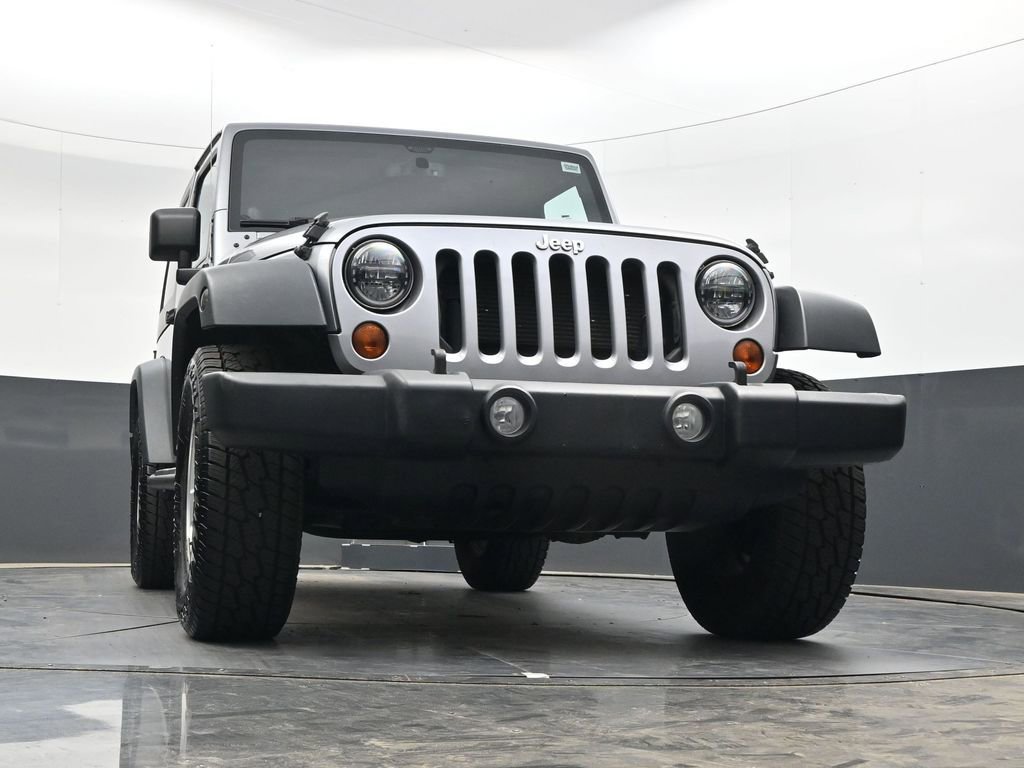 Used 2013 Jeep Wrangler Sport AWD/4WD image 23