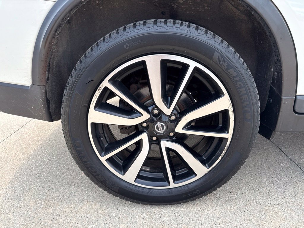 Used 2019 Nissan Rogue SL AWD/4WD image 51