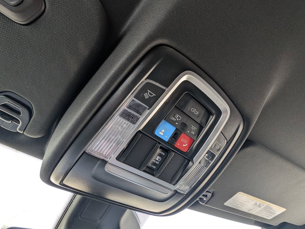 New 2026 RAM 1500 4x4 Crew Cab image 36