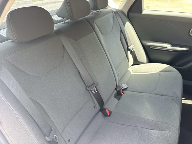 Used 2025 Kia K4 FWD image 13