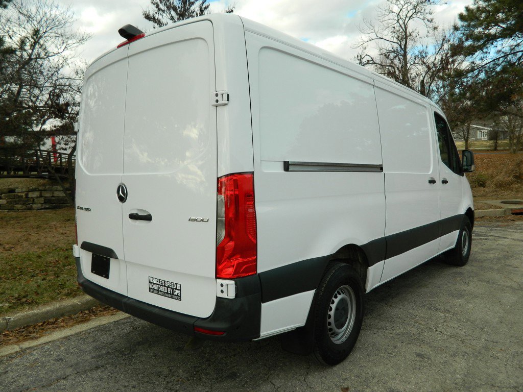 Used 2022 Mercedes-Benz Sprinter 1500 image 7
