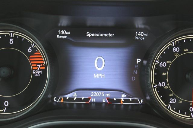 Used 2023 Jeep Cherokee Altitude Lux image 26