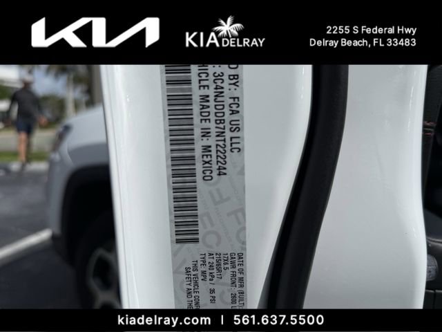 Used 2022 Jeep Compass Trailhawk w/ Trailhawk Convenience Group AWD/4WD image 34