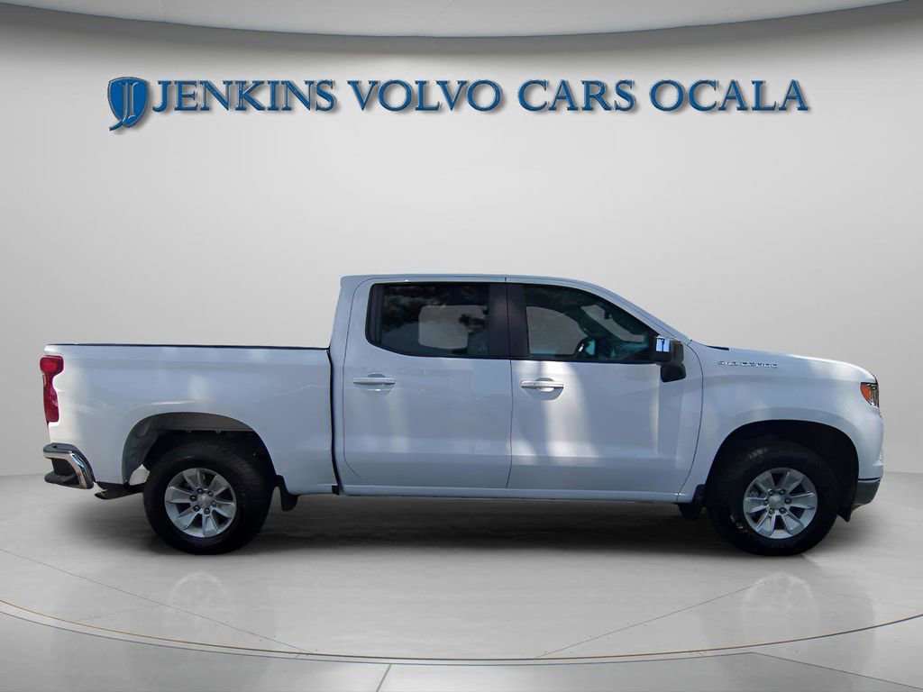 Used 2025 Chevrolet Silverado 1500 LT RWD image 2