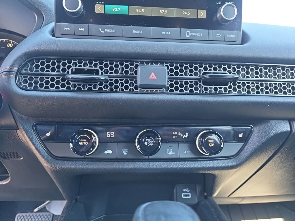 Used 2024 Honda HR-V Sport image 16