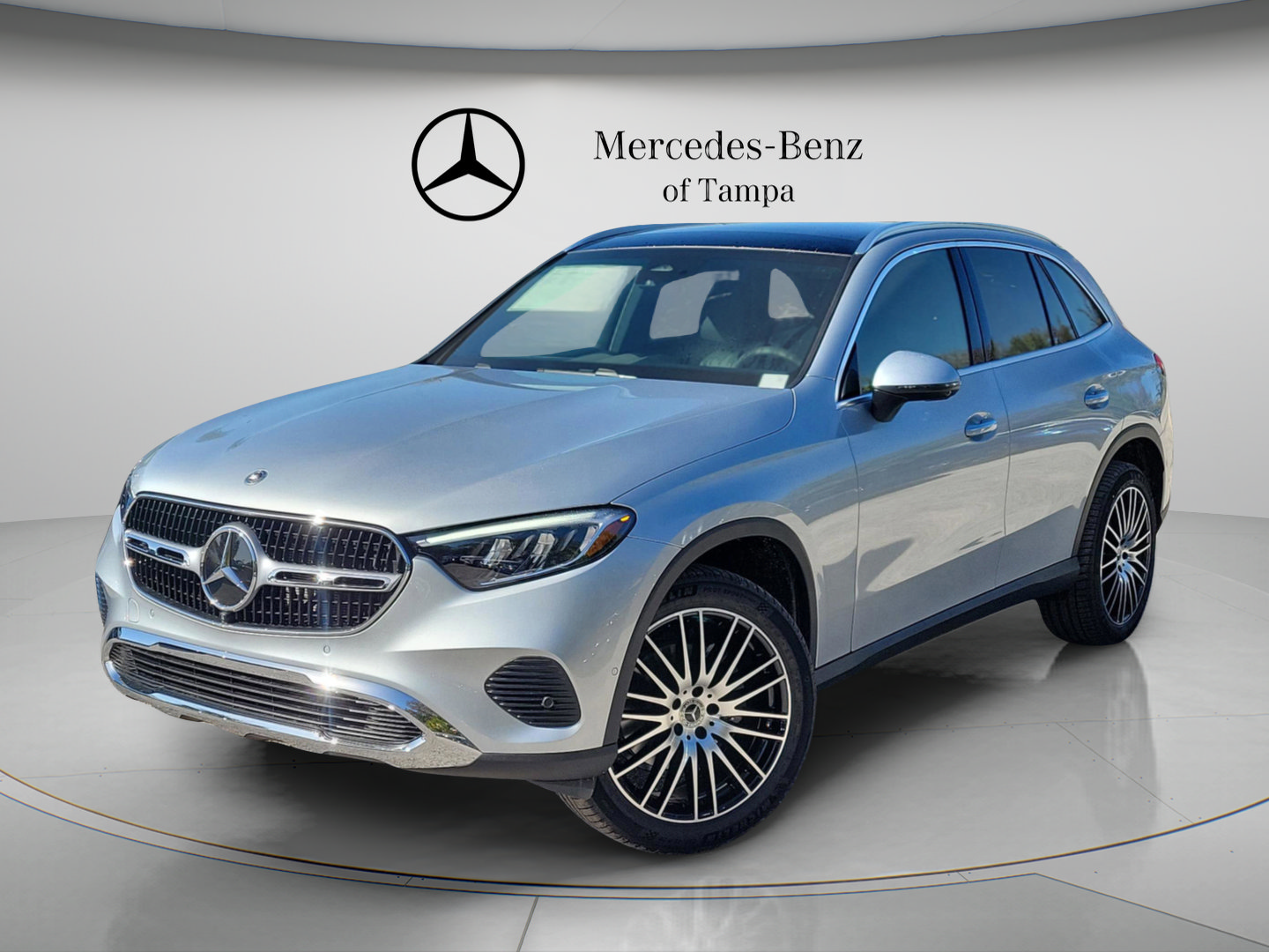 Certified 2026 Mercedes-Benz GLC 300 image 3