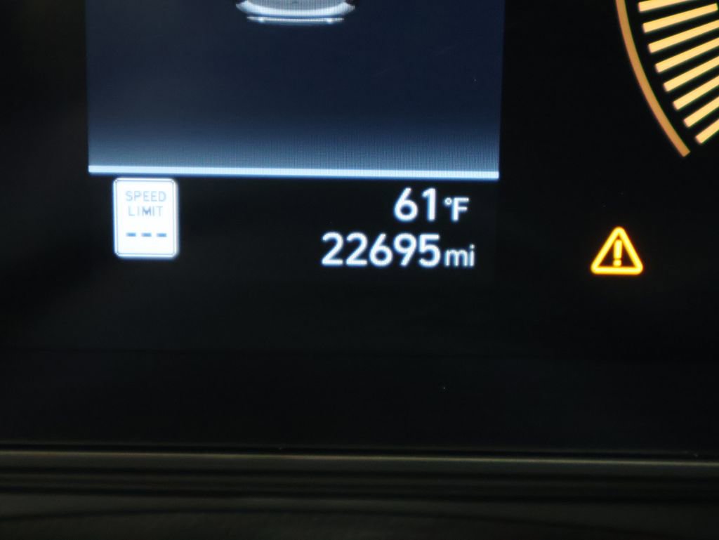 Used 2025 Hyundai Kona SEL image 37