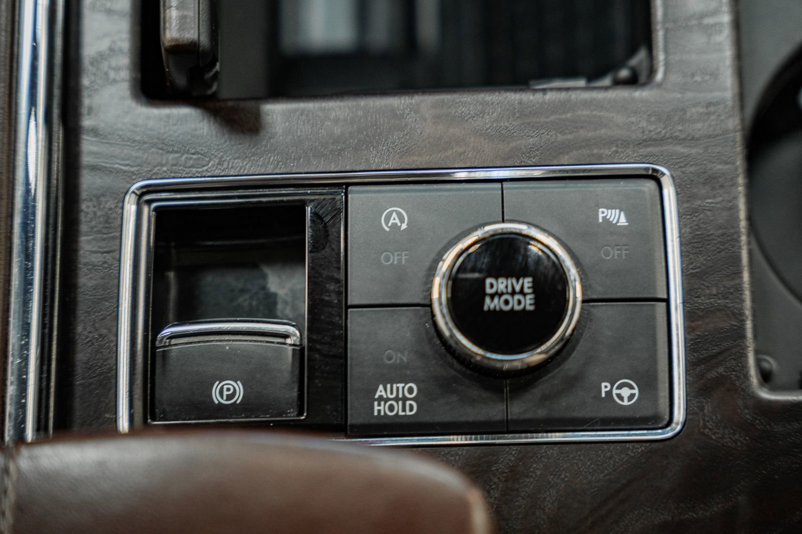 Used 2021 Lincoln Navigator L Black Label w/ Special Edition Package image 28