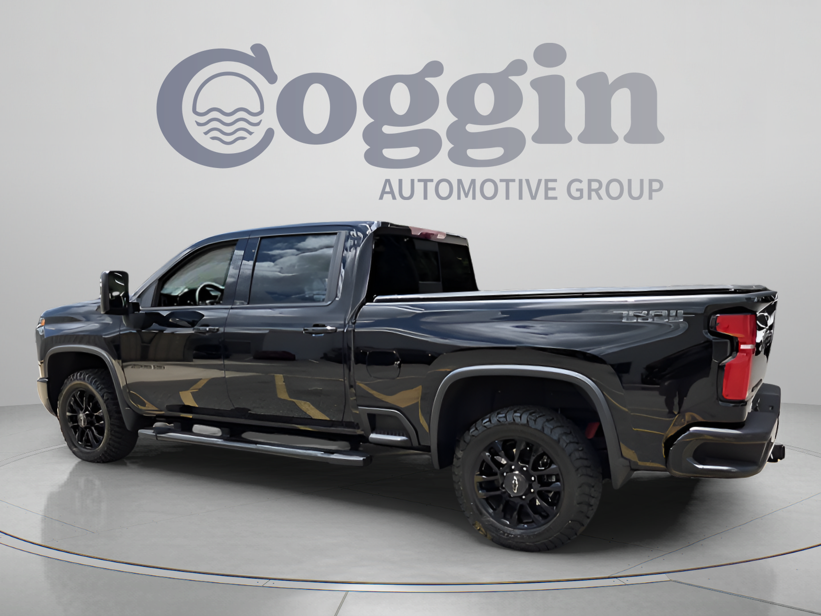 Certified 2025 Chevrolet Silverado 2500 LTZ w/ Trail Boss Package AWD/4WD image 3