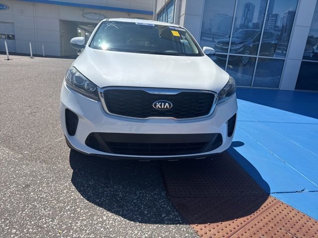 Used 2020 Kia Sorento LX image 4