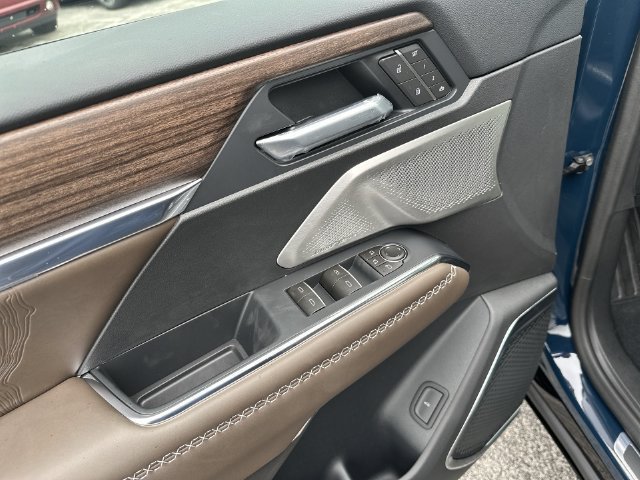 New 2027 GMC Acadia Denali Ultimate AWD/4WD image 17