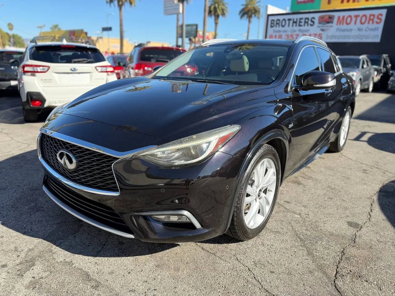 Used 2018 INFINITI QX30 Premium w/ Navigation Package image 8