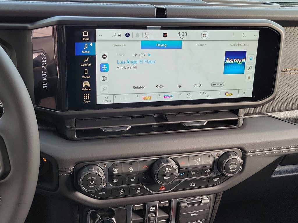 New 2026 Jeep Gladiator Mojave AWD/4WD image 8