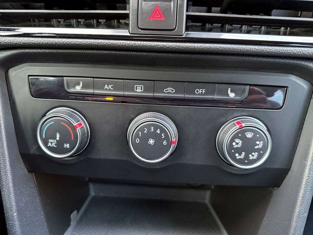 Used 2022 Volkswagen Taos S image 16