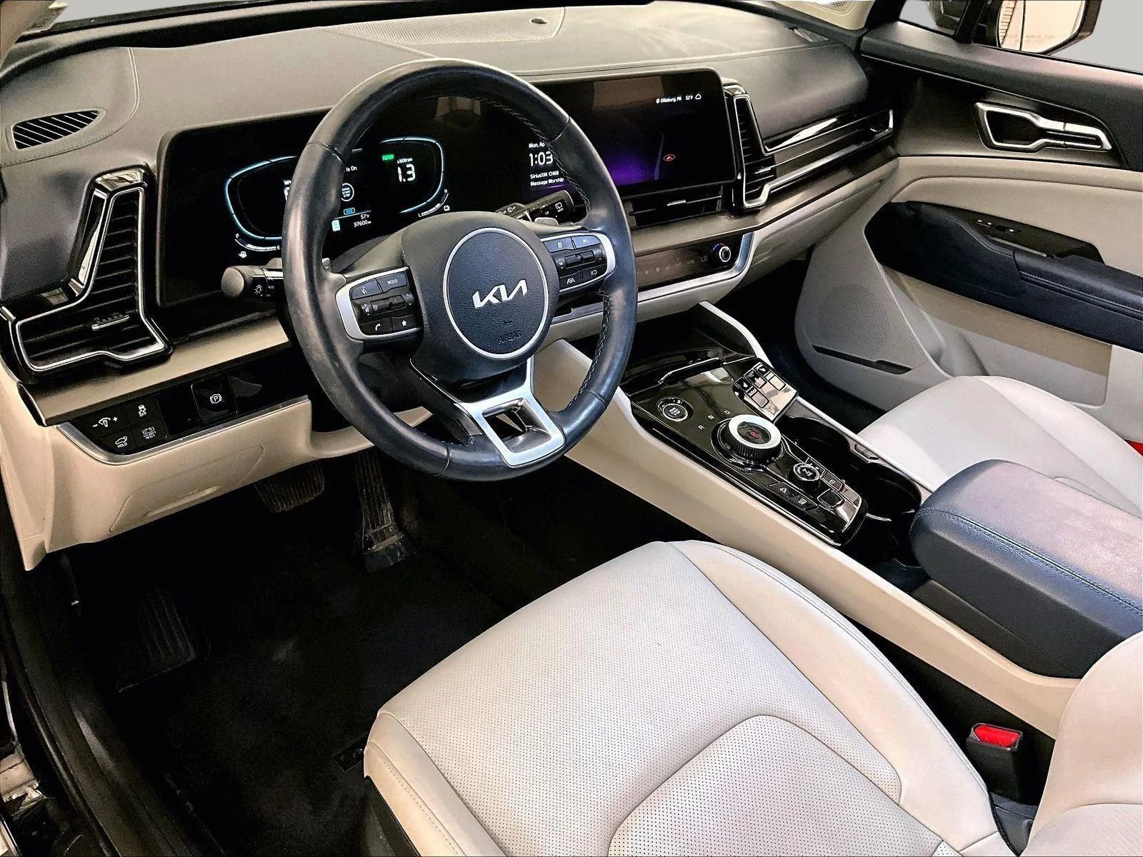 Used 2023 Kia Sportage EX w/ EX Premium Package image 12