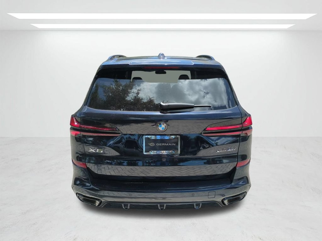 New 2026 BMW X5 xDrive40i w/ M Sport Package AWD/4WD image 5