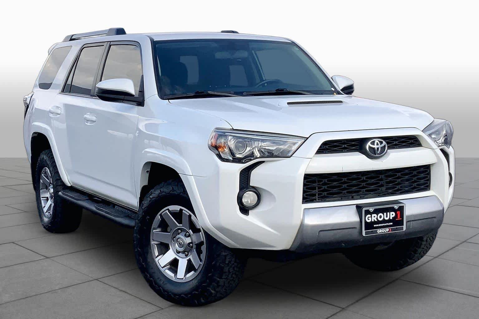 Used 2016 Toyota 4Runner Trail AWD/4WD image 3