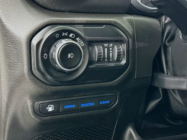 Used 2022 Jeep Wrangler Unlimited Rubicon 4xe image 12