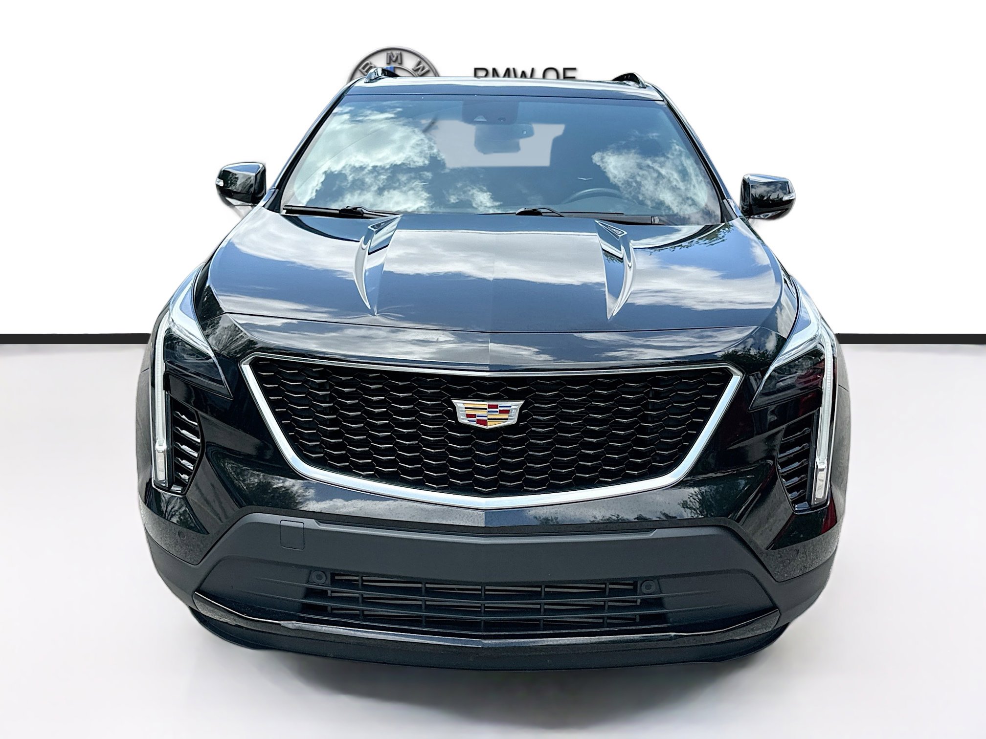 Used 2023 Cadillac XT4 Sport FWD image 2