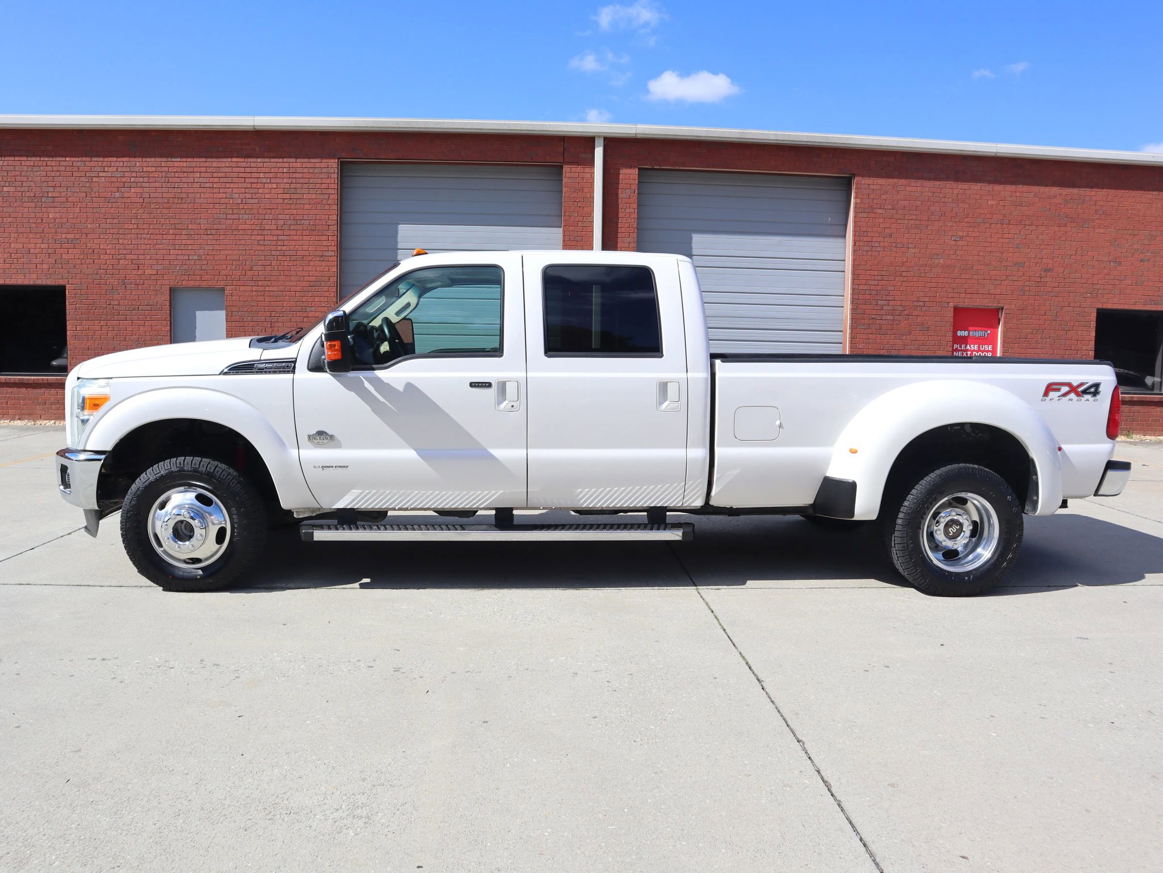 Used 2015 Ford F350 King Ranch w/ King Ranch w/Chrome Package image 2