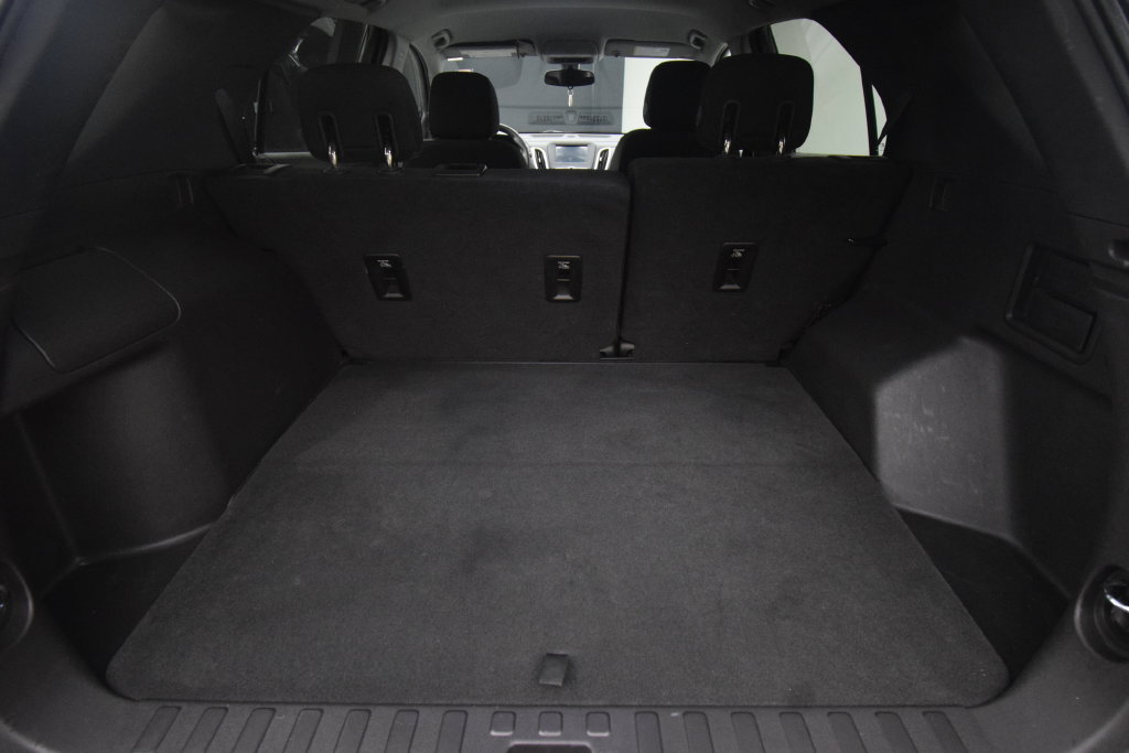 Used 2018 Chevrolet Equinox LT FWD image 23