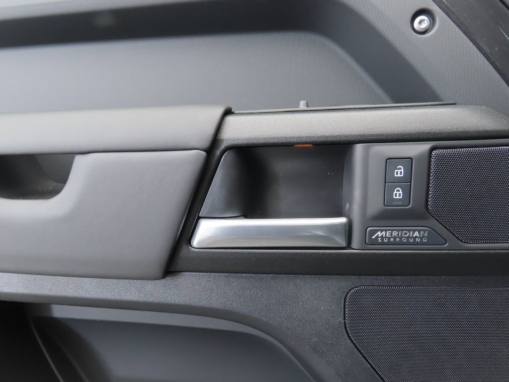 New 2025 Land Rover Defender 130 V8 image 25