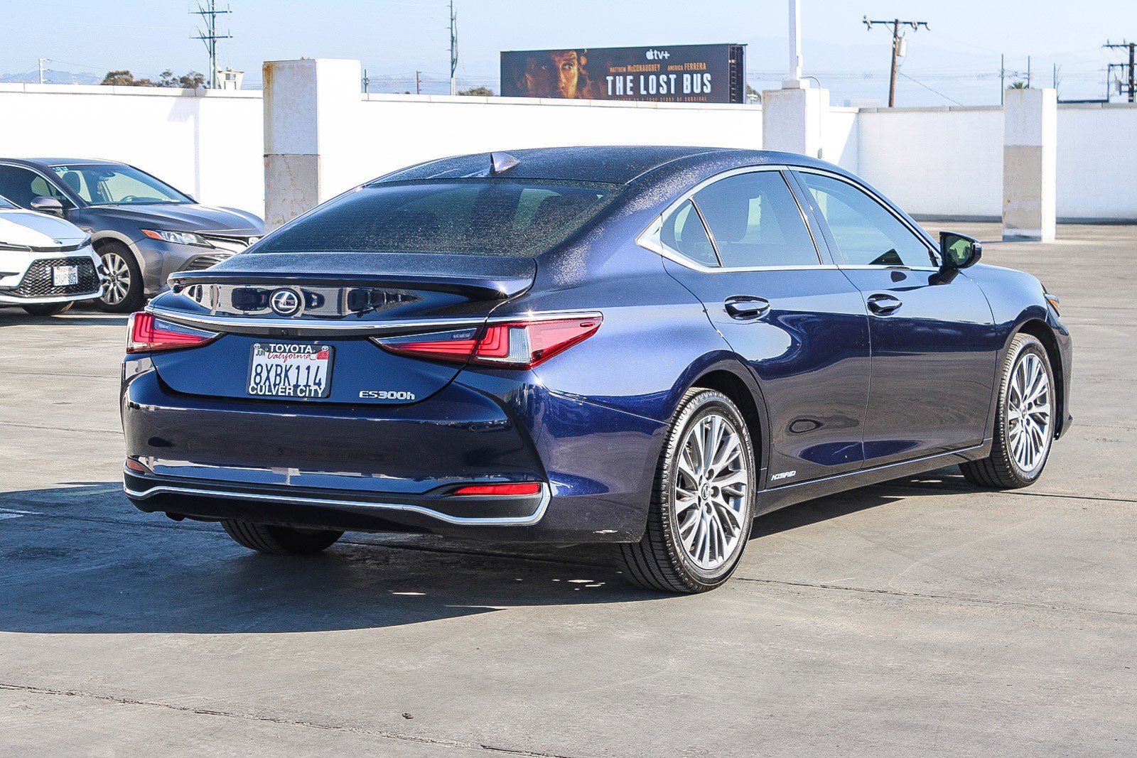 Used 2021 Lexus ES 300h w/ Premium Package image 9