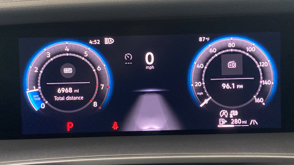 Used 2025 Volkswagen Tiguan S AWD/4WD image 16