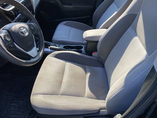 Used 2018 Toyota Corolla LE image 11