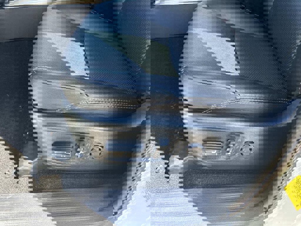 Used 2023 Toyota 4Runner Limited image 21